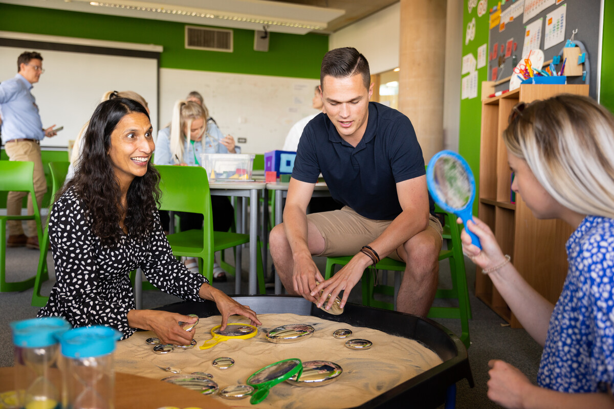 subject-teaching-classroom-48308.jpg