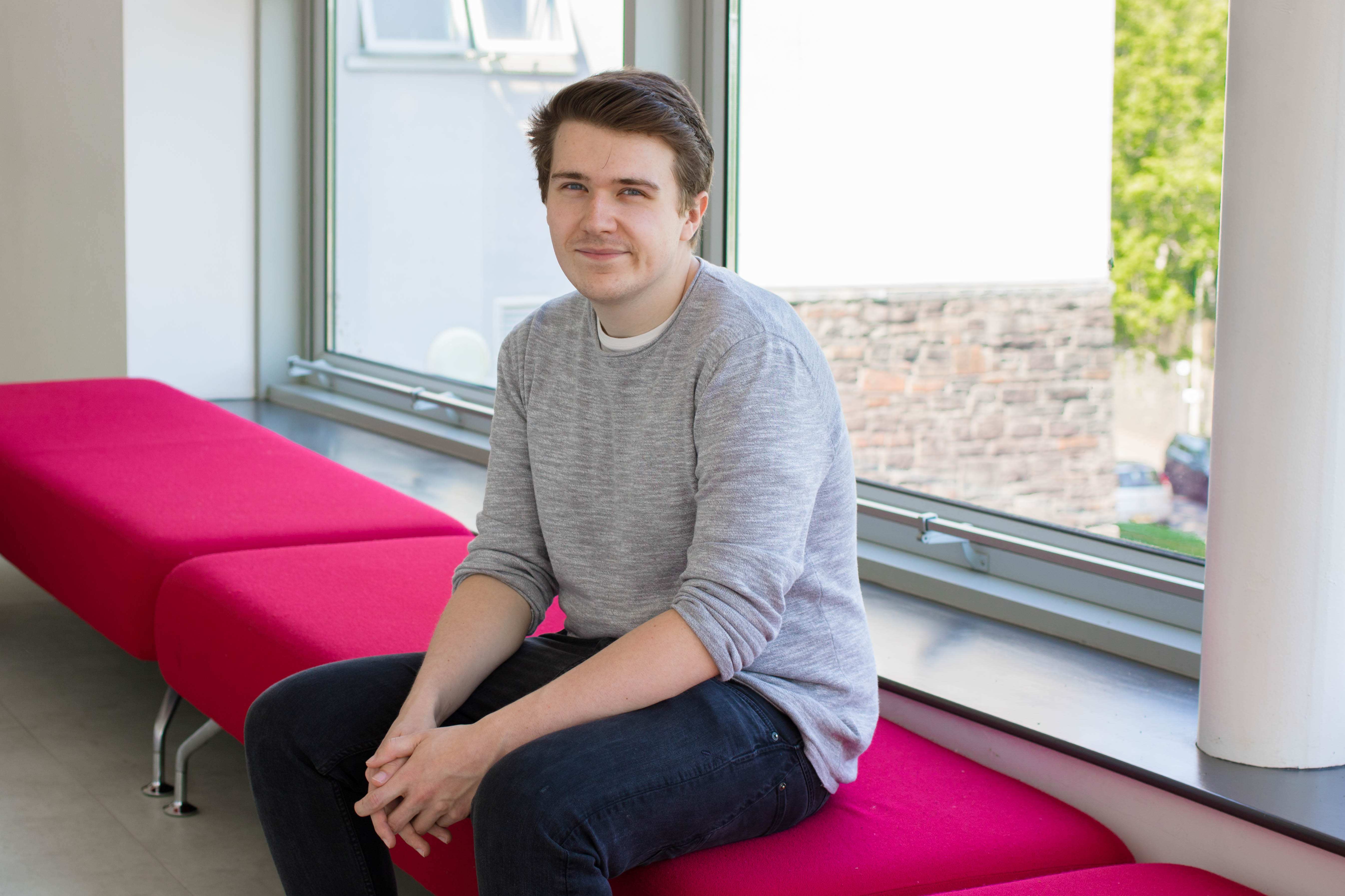 Gamson Alex's experience of studying sociology - University of South Wales