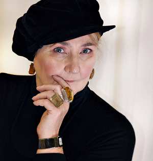 Catrin_Collier.width-300.jpg