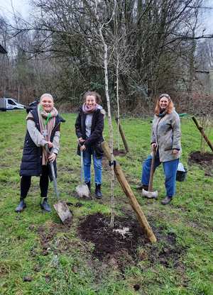 Queens Green Canopy planting 1.jpg