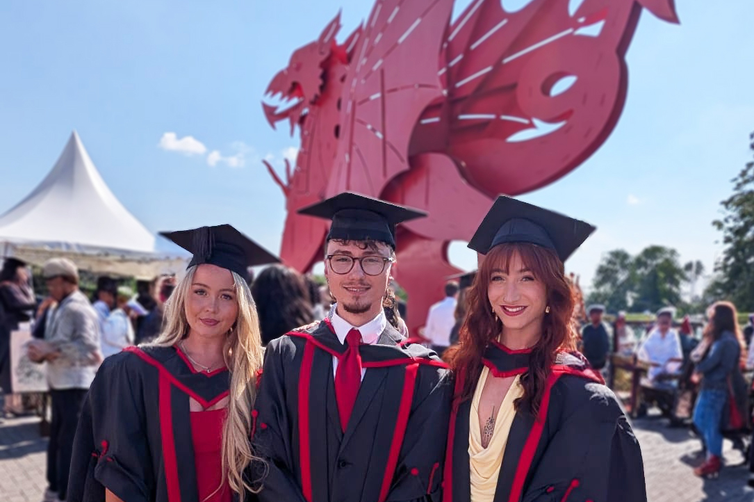 Molly Welling, Gabriel Davies, Rosie Johnson